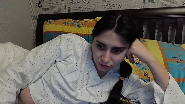 Snapshot of Kashtanka_ chatting on 01/08/25, 07:24 Kashtanka online show from 01/08/25, 07:24