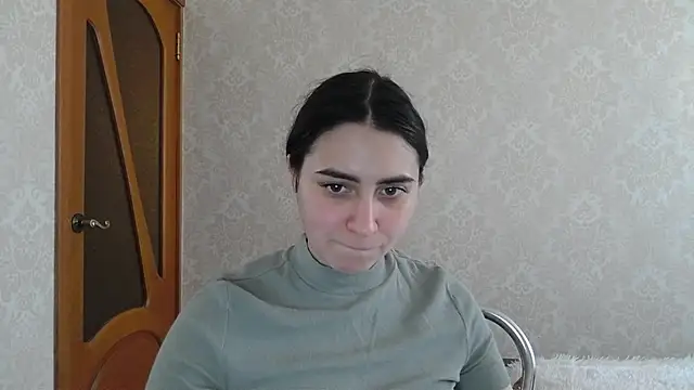 Snapshot of Kashtanka_ chatting on 02/08/25, 11:12 Kashtanka online show from 02/08/25, 11:12