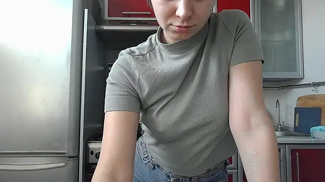 Snapshot of Kashtanka_ chatting on 02/10/25, 07:47 Kashtanka online show from 02/10/25, 07:47