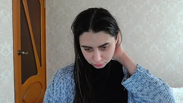 Snapshot of Kashtanka_ chatting on 02/24/25, 12:05 Kashtanka online show from 02/24/25, 12:05