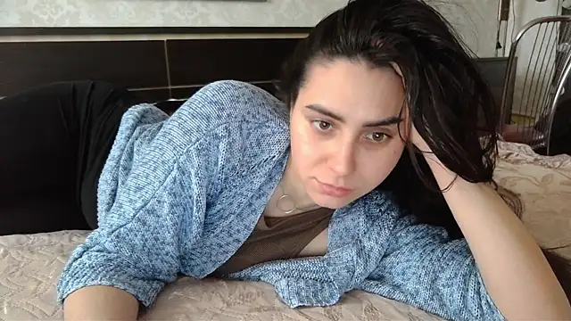 Snapshot of Kashtanka_ chatting on 03/04/25, 09:40 Kashtanka online show from 03/04/25, 09:40