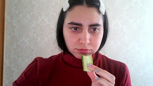 Snapshot of Kashtanka_ chatting on 10/20/25, 07:53 Kashtanka online show from 10/20/25, 07:53