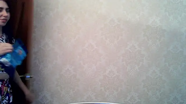 Snapshot of Kashtanka_ chatting on 11/05/25, 12:05 Kashtanka online show from 11/05/25, 12:05