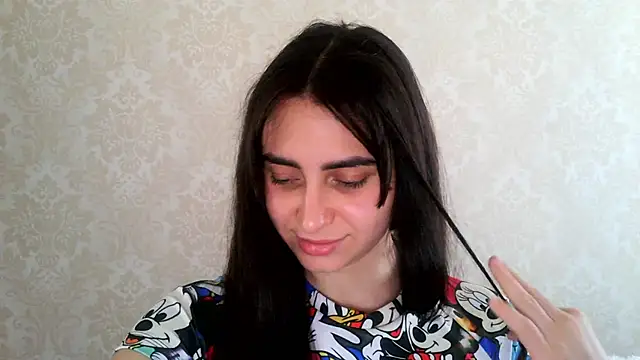 Snapshot of Kashtanka_ chatting on 11/08/25, 11:32 Kashtanka online show from 11/08/25, 11:32