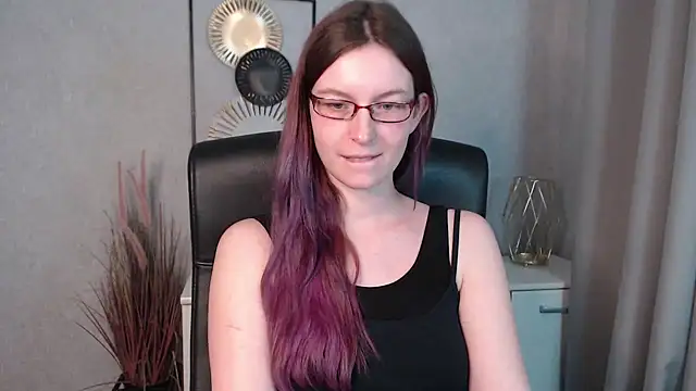 emmaxDelight online show from 12/14/24, 02:31