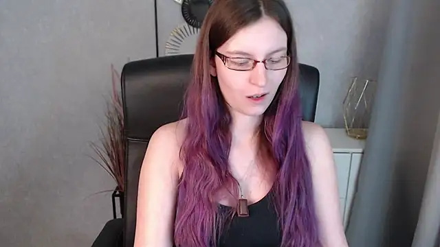 emmaxDelight online show from 01/14/25, 09:35