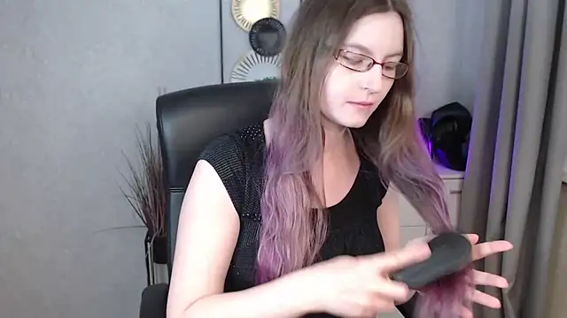 emmaxDelight online show from 09/25/25, 05:33