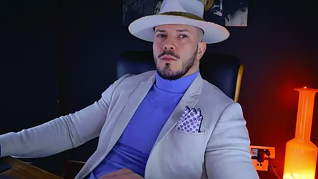 Snapshot of AngeloEric chatting on 01/09/25, 05:34 AngeloEric online show from 01/09/25, 05:34