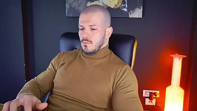 Snapshot of AngeloEric chatting on 01/22/25, 11:01 AngeloEric online show from 01/22/25, 11:01