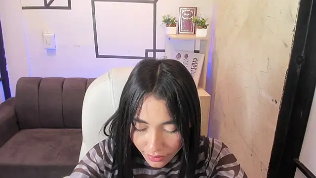 Snapshot of lilithTeen1_ chatting on 03/12/25, 09:55 lilithTeen1 online show from 03/12/25, 09:55