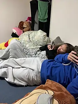 Snapshot of chocolatecakee chatting on 02/19/25, 03:05 chocolatecakee online show from 02/19/25, 03:05