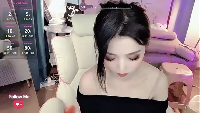 Snapshot of hamei88 chatting on 02/11/25, 04:24 hamei88 online show from 02/11/25, 04:24