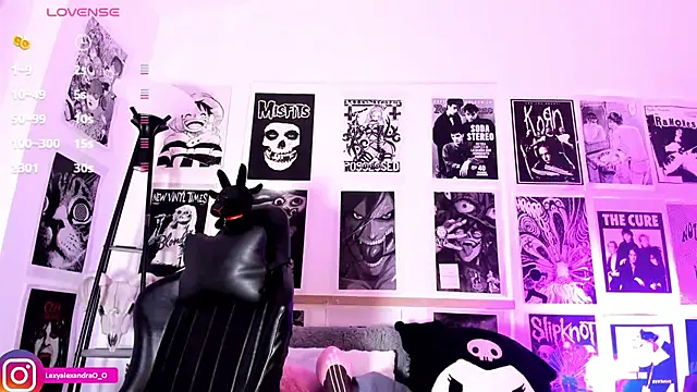 Snapshot of Lexyjoycce chatting on 11/18/25, 09:08 Lexyjoycce online show from 11/18/25, 09:08