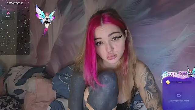 Snapshot of Coralie20_ chatting on 03/02/25, 11:39 Coralie20 online show from 03/02/25, 11:39