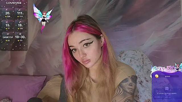 Snapshot of Coralie20_ chatting on 03/14/25, 09:35 Coralie20 online show from 03/14/25, 09:35
