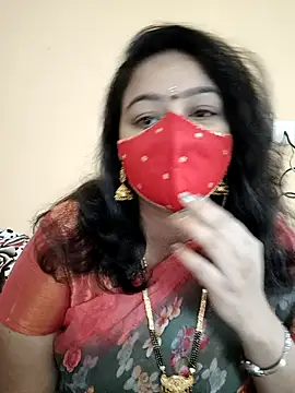 Snapshot of neelu-hoty chatting on 12/11/24, 12:55 neelu-hoty online show from 12/11/24, 12:55