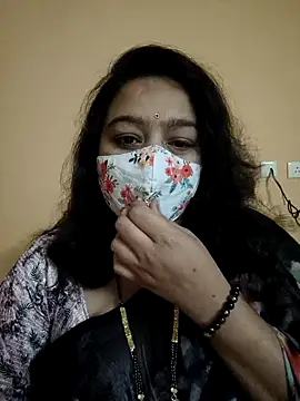 Snapshot of neelu-hoty chatting on 12/25/24, 06:41 neelu-hoty online show from 12/25/24, 06:41