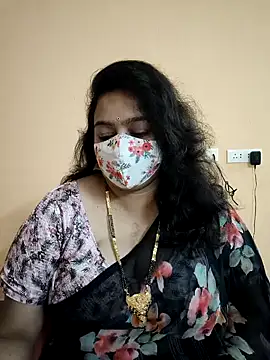 Snapshot of neelu-hoty chatting on 12/26/24, 09:22 neelu-hoty online show from 12/26/24, 09:22