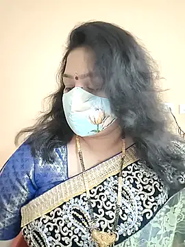 Snapshot of neelu-hoty chatting on 12/30/24, 03:46 neelu-hoty online show from 12/30/24, 03:46