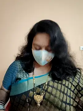 Snapshot of neelu-hoty chatting on 12/31/24, 03:53 neelu-hoty online show from 12/31/24, 03:53