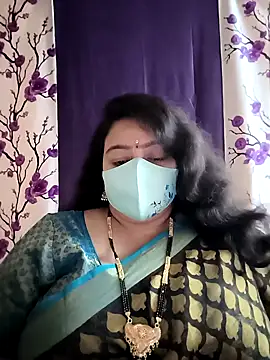 Snapshot of neelu-hoty chatting on 01/02/25, 04:30 neelu-hoty online show from 01/02/25, 04:30