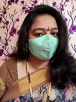 Snapshot of neelu-hoty chatting on 01/19/25, 03:10 neelu-hoty online show from 01/19/25, 03:10