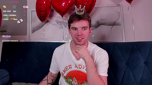 ArthurWhitee online show from 02/11/25, 09:53