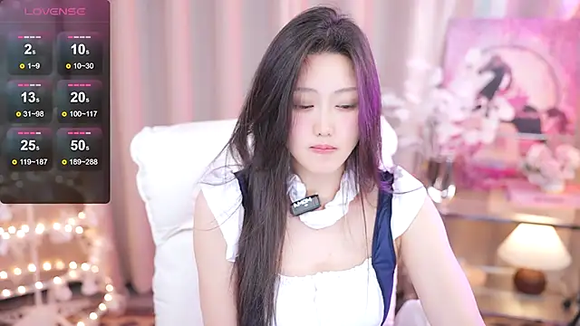 Snapshot of YINGTao-168 chatting on 02/24/25, 07:55 YINGTao-168 online show from 02/24/25, 07:55