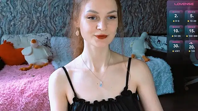 Snapshot of Elfanna chatting on 03/22/25, 10:06 Elfanna online show from 03/22/25, 10:06
