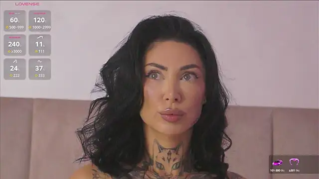 angelinaRae online show from 10/19/25, 04:18