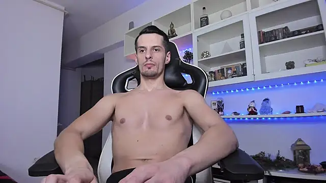 Snapshot of ToddClaytonn chatting on 01/07/25, 02:53 ToddClaytonn online show from 01/07/25, 02:53