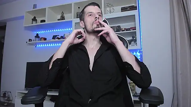 Snapshot of ToddClaytonn chatting on 10/24/25, 09:33 ToddClaytonn online show from 10/24/25, 09:33