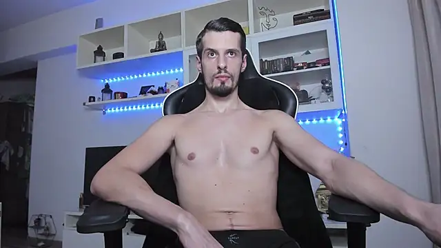 Snapshot of ToddClaytonn chatting on 10/28/25, 11:40 ToddClaytonn online show from 10/28/25, 11:40