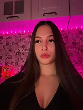 EricaWalls online show from 02/18/25, 10:47