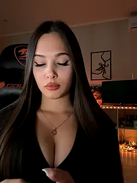 EricaWalls online show from 09/13/25, 07:57