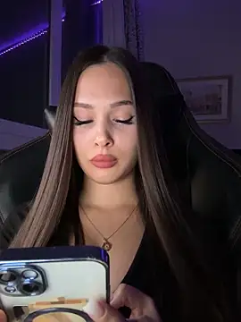 EricaWalls online show from 10/05/25, 10:29