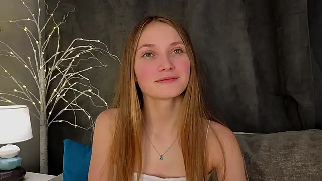 MonaEldon online show from 12/04/24, 05:05