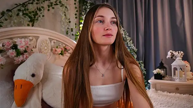 MonaEldon online show from 11/07/25, 02:22