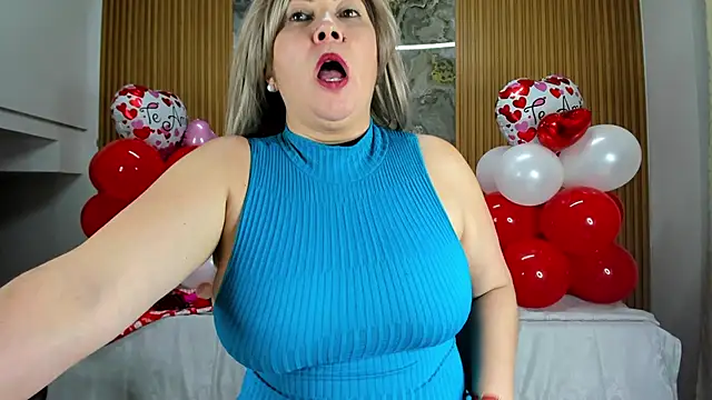 Danna topless online show from 02/13/25, 03:03