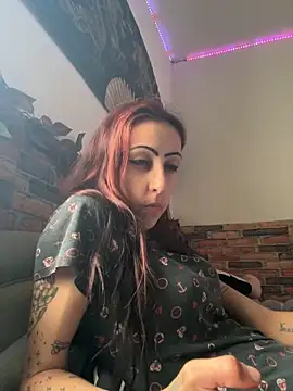 kriszy baby online show from 01/15/25, 11:32