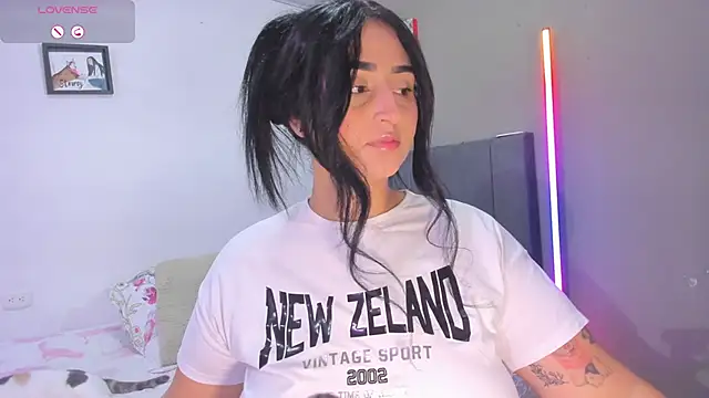 curvy jhacky online show from 09/12/25, 01:28