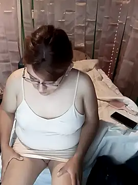 JOSSYANNE online show from 10/01/25, 06:08