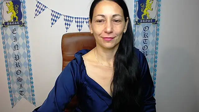 Snapshot of LiluGrants chatting on 10/05/25, 06:17 LiluGrants online show from 10/05/25, 06:17