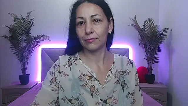 Snapshot of LiluGrants chatting on 11/04/25, 07:13 LiluGrants online show from 11/04/25, 07:13