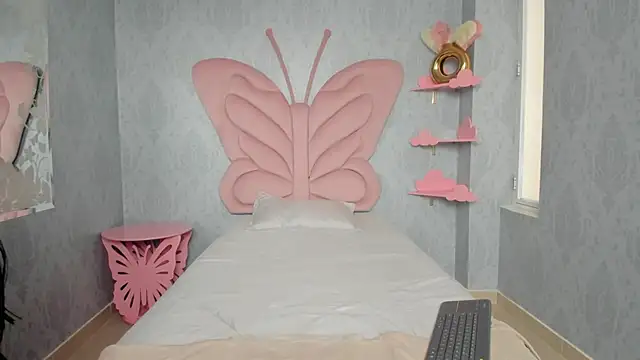 MaddyCute4u online show from 02/26/25, 02:57