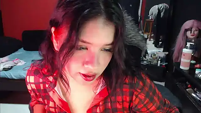 Snapshot of MaggaCass chatting on 01/25/25, 12:27 MaggaCass online show from 01/25/25, 12:27