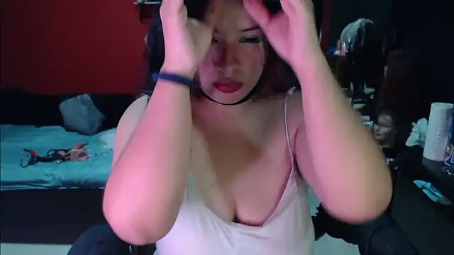 Snapshot of MaggaCass chatting on 02/07/25, 11:55 MaggaCass online show from 02/07/25, 11:55