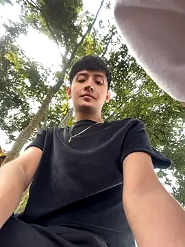 HotStar yes online show from 11/03/25, 03:02