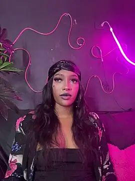 TIFFANYYSTAR online show from 11/13/25, 03:33