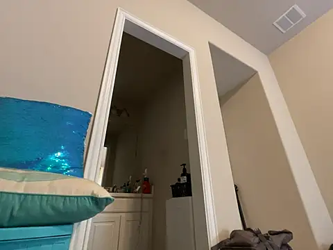 Snapshot of wynterheat chatting on 10/16/25, 09:16 wynterheat online show from 10/16/25, 09:16